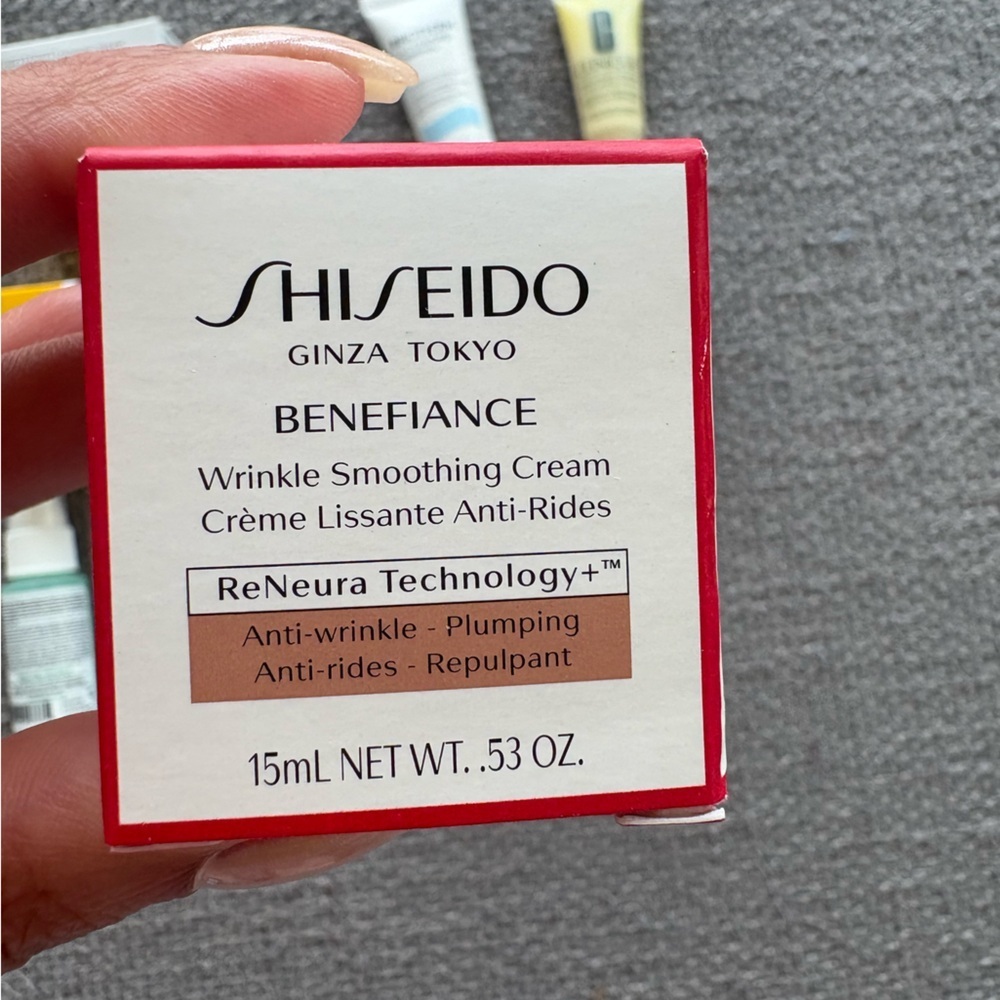 Luxury Skincare Deluxe bundle Set – Estee Lauder, Shiseido, Murad, Vichy, More - Picture 9 of 14